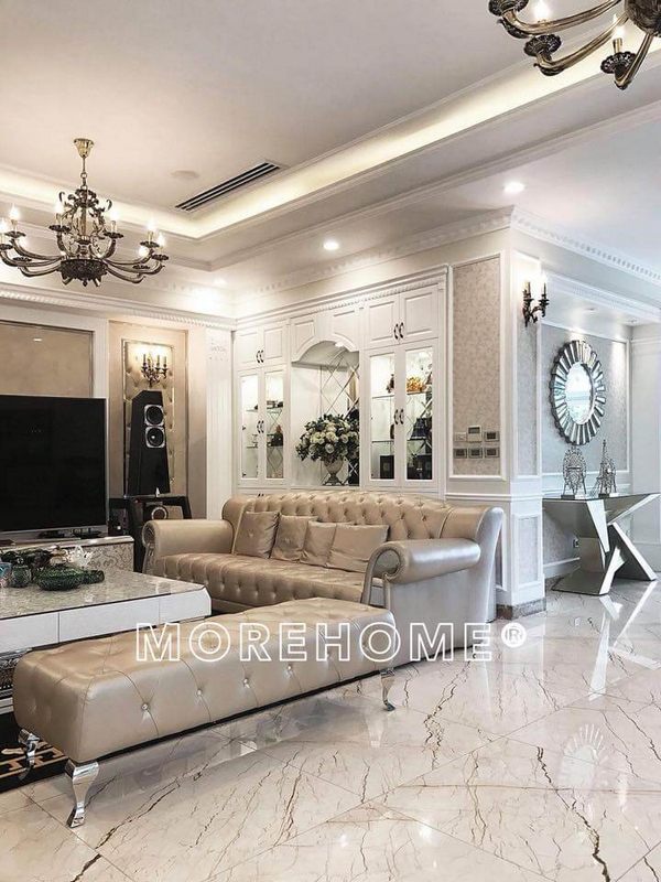 Không gian phòng khách biệt thự kiểu Pháp lấy tông màu trắng be làm chủ đạo